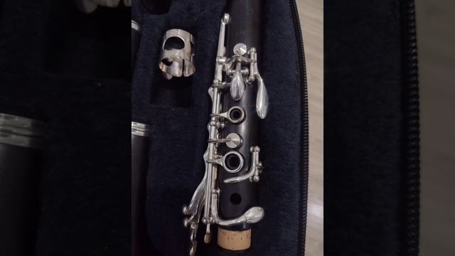 (vendido )clarinete buffet crampon E13 a venda cel.11967661607 смотреть онлайн