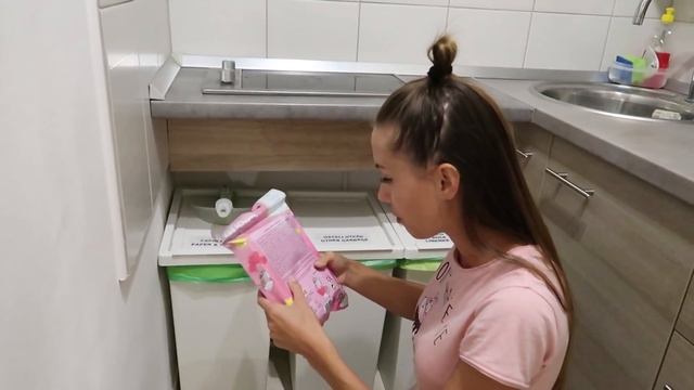 SAKRIVAM IZNENADJENJA ZA ZAGU смотреть онлайн