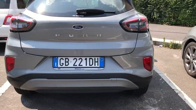 2020 Ford Puma - Grey - Street Walk-around смотреть онлайн