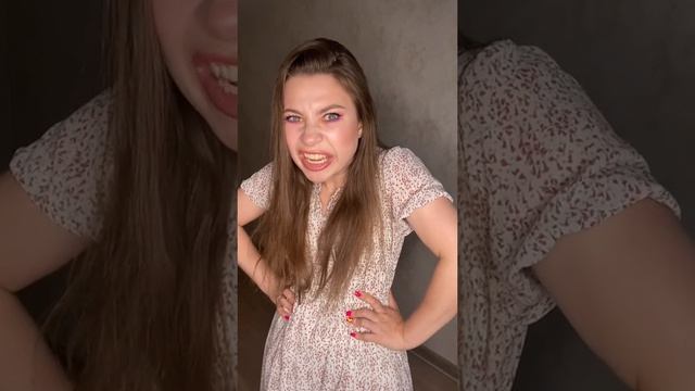 КАК СЫГРАТЬ ГОЛОС ЯЩЕРИЦЫ ? #SHORTS смотреть онлайн