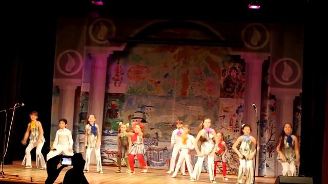 На разноцветных струнах радуги Театр Песни "ПЛАНЕТА ДЕТСТВА" (рук. Елена Ульянова) смотреть онлайн