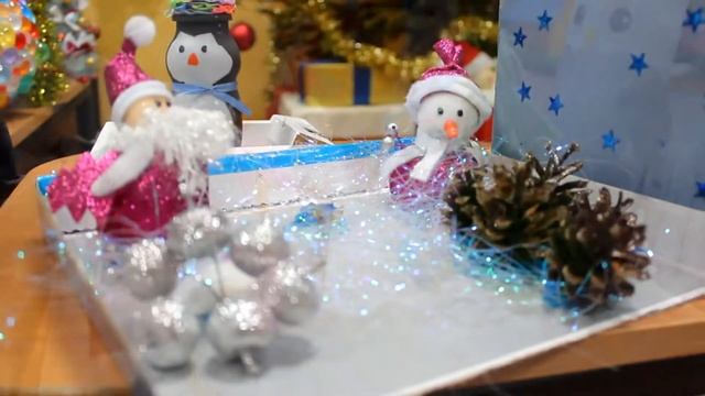 Новогодняя выставка поделок смотреть онлайн