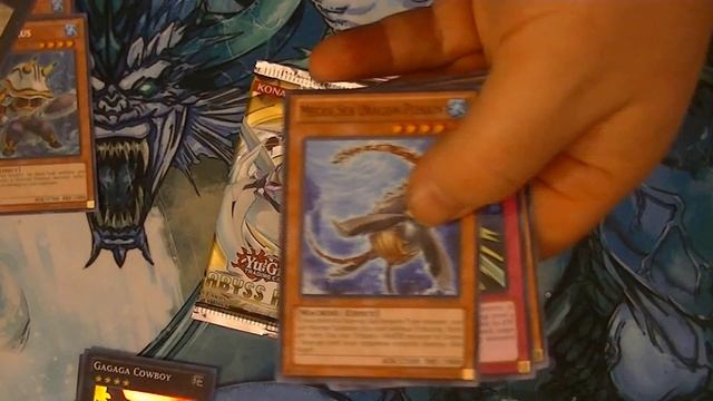 Yugioh Abyss Rising - Pack Opening смотреть онлайн