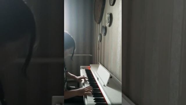 Серик Алия, 6 класс, ударные инструменты, преп. Карабаев Данияр смотреть онлайн