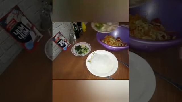 Салат Фунчоза смотреть онлайн