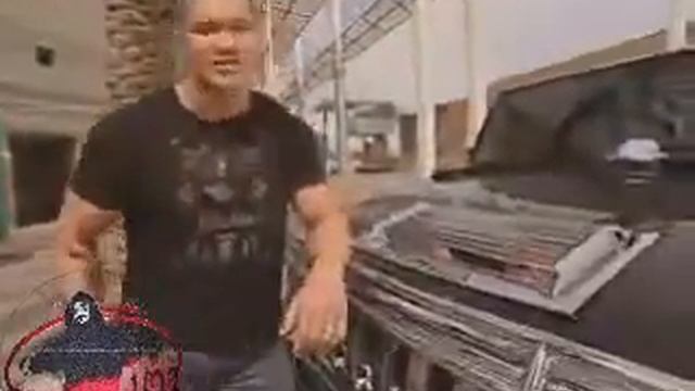 WWE Superstar Randy Orton showing your HUMMER H2 DUB смотреть онлайн