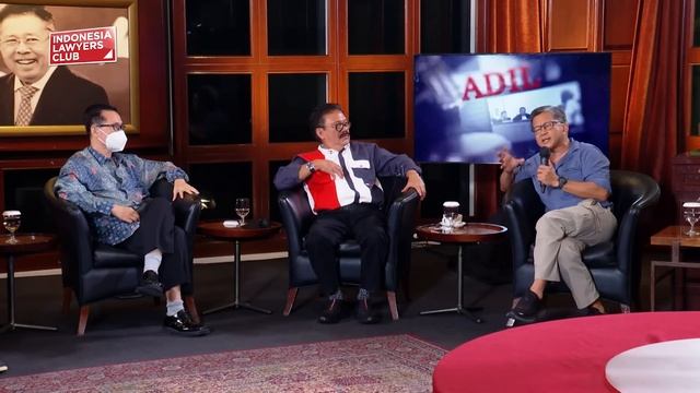 ROCKY BANDINGKAN PIDATO MEGA DAN ADIAN “MEGA NILAINYA A, ADIAN A PLUS!” смотреть онлайн