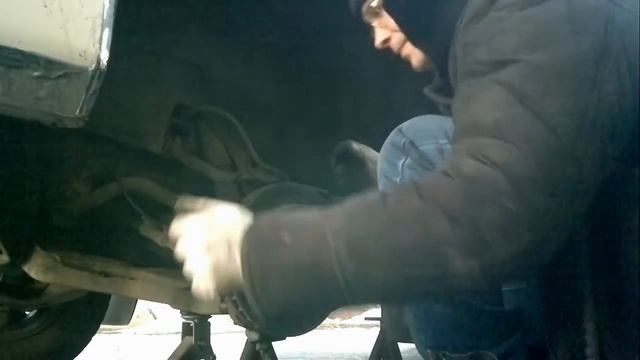 Замена верхнего рычага Тахо 410 смотреть онлайн