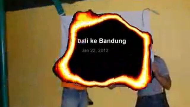 Mercedes Benz W123 Club Bandung SOTR 2012.flv смотреть онлайн