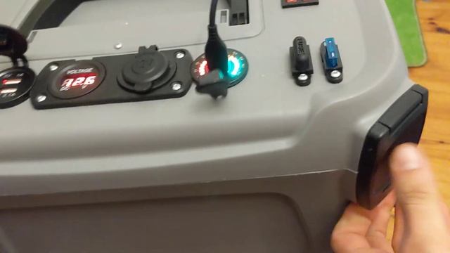 Power Bank - Power Box которого хватит на неделю для рыбаков и туристов. смотреть онлайн