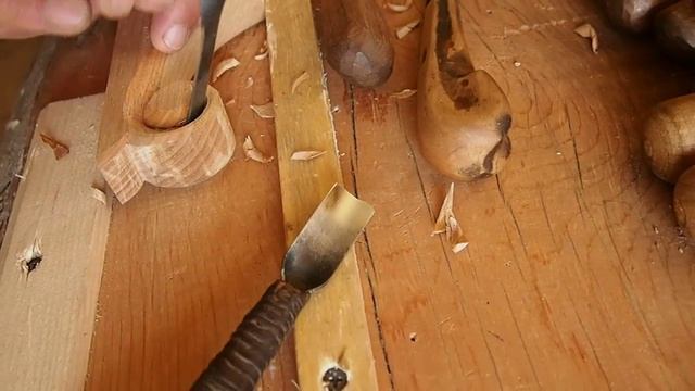 Резьба по дереву. Кронштейн для оконного карниза смотреть онлайн