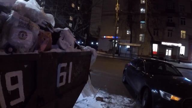 ЭКСКЛЮЗИВНОЕ ИНТЕРВЬЮ У ЧЕЛОВЕКА С ПОМОЙКИ EXCLUSIVE INTERVIEW WITH THE MAN WITH THE GARBAGE смотреть онлайн
