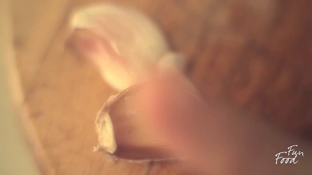 Спагетти «КАРБОНАРА» с яичным желтком смотреть онлайн