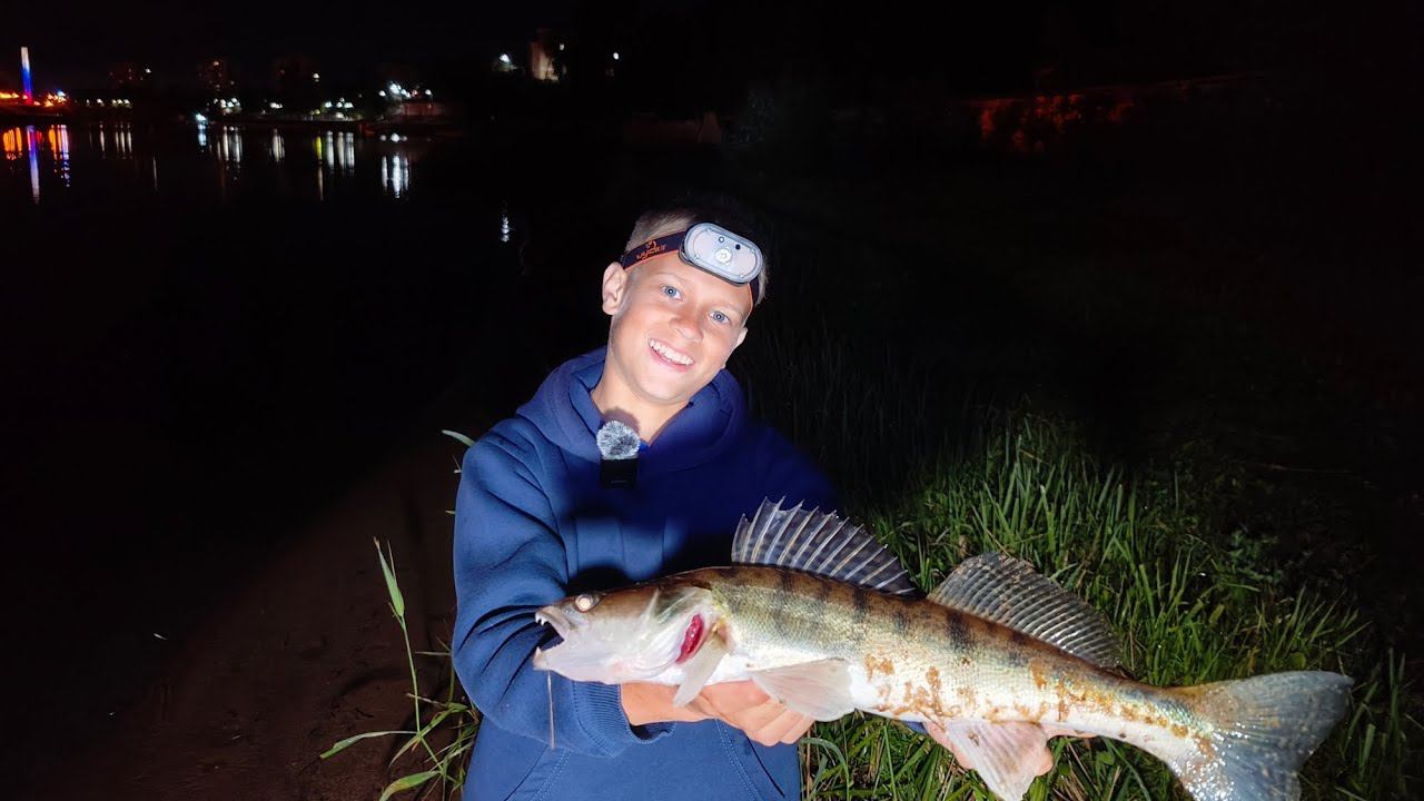 Судак ночью. Был очень удивлен что так можно было. смотреть онлайн