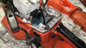 Бензопила глохнет на горячую