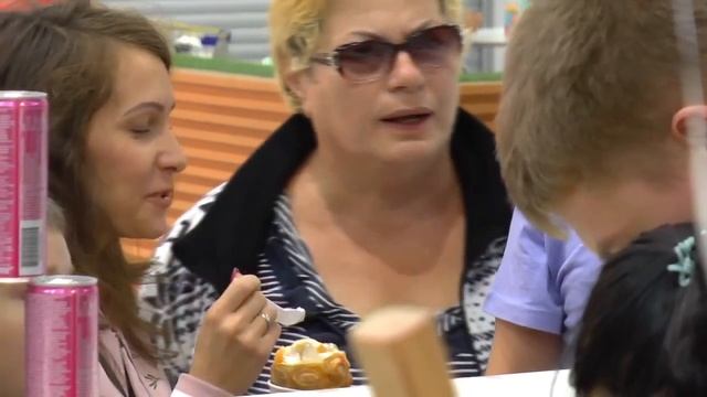 "Вау! Десерт" - открытие торговой точки в г. Нижний Тагил смотреть онлайн