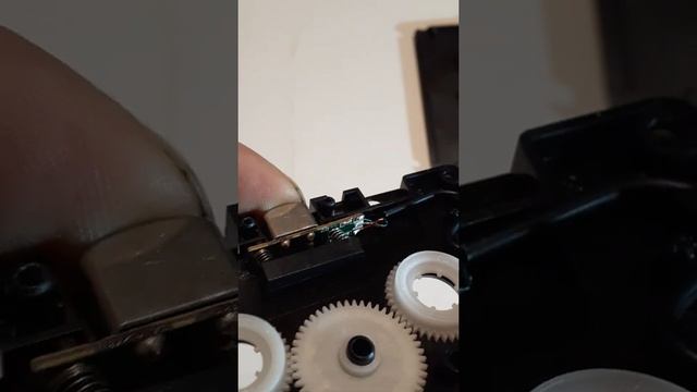 CD/MP3 CASSETTE ADAPTER A LOOK INSIDE смотреть онлайн