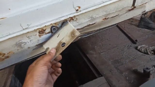 Подсветка заднего номера на Волгу 3102. Запчасти на Волгу 3102.  Подсветка номера на волгу 3102 све