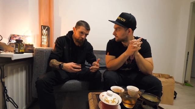 ПОБЕДИЛ РАК И ПРОБЕЖАЛ УЛЬТРАМАРАФОН (160 км) ! АЛЕКСЕЙ ЛИХАРЕВ В ЛОГОВЕ ЗВЕРЯ смотреть онлайн