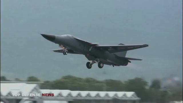 F-111 Aardvark: America's Swing-Wing Monster смотреть онлайн