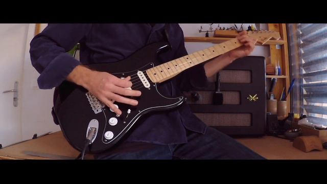 Fender Custom Shop Eric Clapton Signature Stratocaster Mod смотреть онлайн