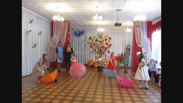 Осенний праздник, Под. к школе группа № 2 смотреть онлайн