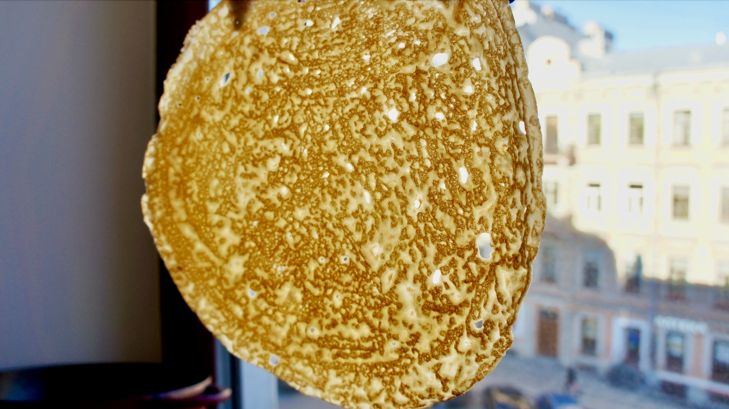 Блины в дырочку ? на СМЕТАНЕ . Да без кома)! смотреть онлайн