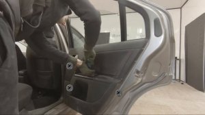 Как разобрать обшивку двери дверную карту Ford Mondeo год 2003