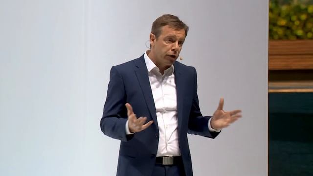 2019 Lexus UX 250h Reveal смотреть онлайн