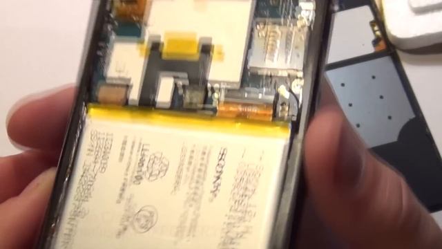 Замена дисплея и АКБ Sony Xperia Z (C6603) смотреть онлайн