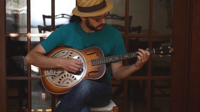 Justin Hoffenberg - "Ride Old Buck to Water" on Dobro Tenor Guitar смотреть онлайн