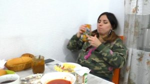 Я Толстая. Ем еду 1 раз, но 10 лет!