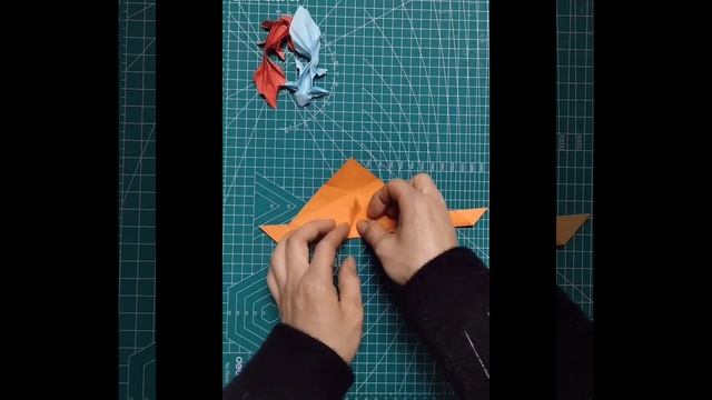 【쉬운 종이 접기-Easy Origami】How to make beautiful ORIGAMI KOI FISH (KOI CARP) - STEP BY STEP ! смотреть онлайн