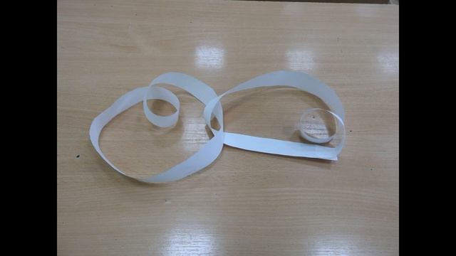 Опыт с листом Мёбиуса №3 смотреть онлайн