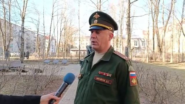 Первая отправка в Гатчине смотреть онлайн