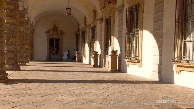 Giardino di Palazzo Arese Borromeo - Cesano Maderno (MB) - Italia смотреть онлайн