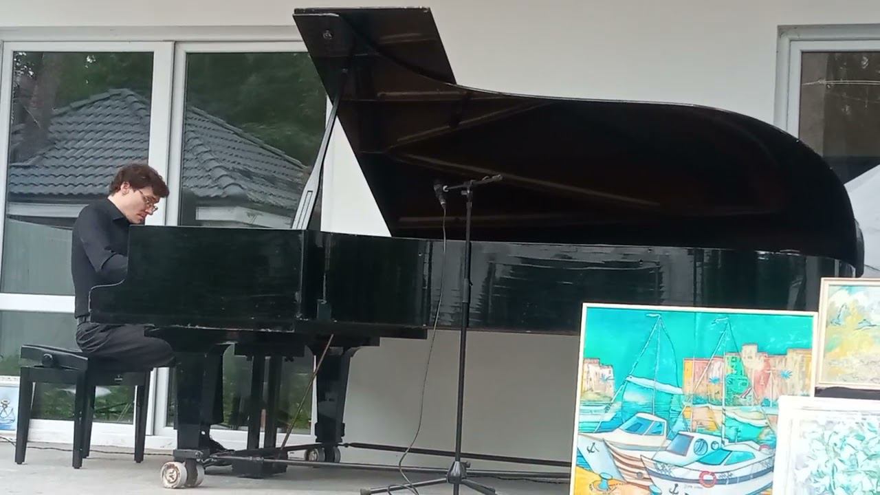 Концерт лауреата конкурса Чайковского, гениального пианиста Сергея Соболева смотреть онлайн