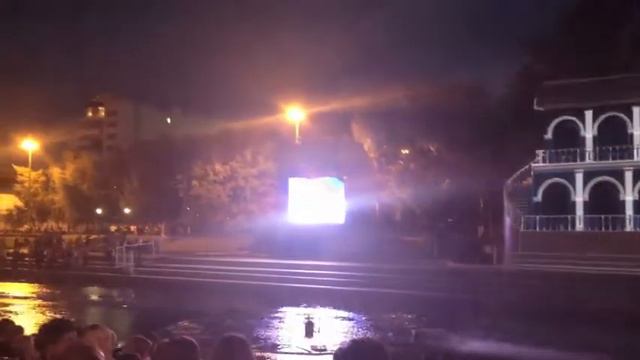 Музыкальный фонтан смотреть онлайн