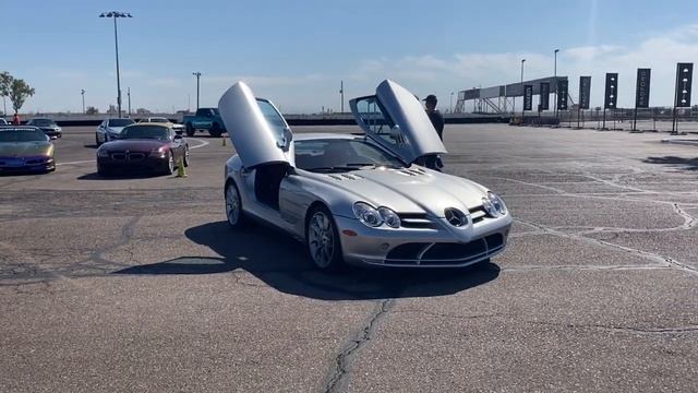 Mercedes-Benz SLR McLaren смотреть онлайн