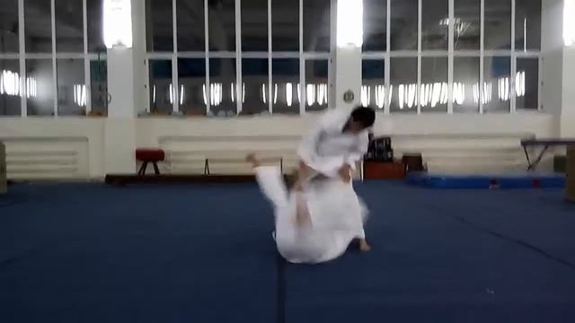 Урок№35Техника Приема Ху Хуп Тон Джиги смотреть онлайн