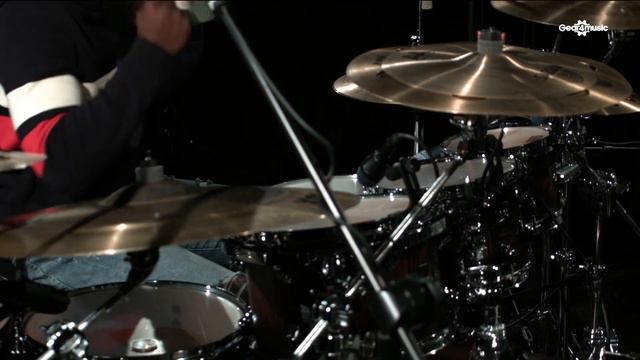 Tama Superstar Classic Playthrough with Stephen Asamoah-Duah смотреть онлайн