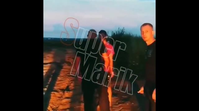Полицейские побили мариупольца( видео с купюрами)18+ смотреть онлайн