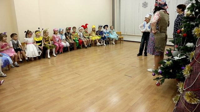 Праздничный спектакль «Здравствуй, Дедушка Мороз!» смотреть онлайн