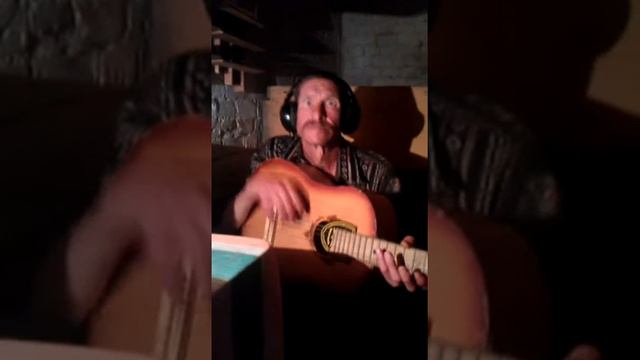 Золотой корчит рожи. смотреть онлайн