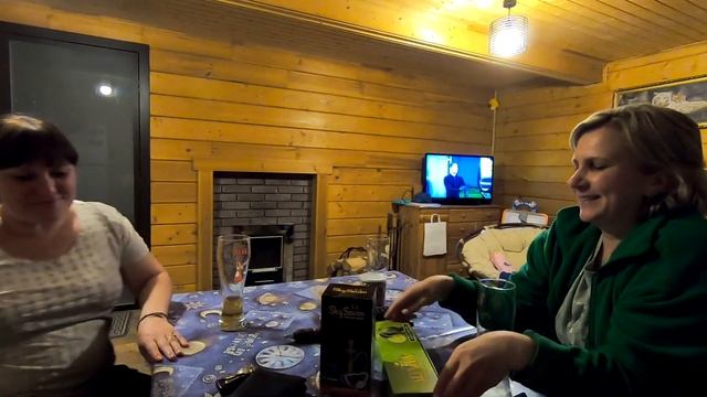 VLOG: Всем бы таких соседей.. Муж на всё готов, лишь бы..