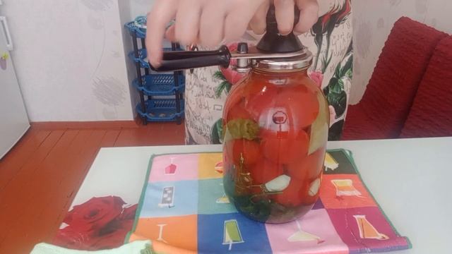 Banka Bağlayan Açar МЗП 1-1. Машинка закаточная полуавтоматическая МЗП1-1.