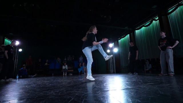 JUNIORS 16-18 лет | FINAL | XX YEARS ANNIVERSARY "...Хоть Отбавляй!" смотреть онлайн