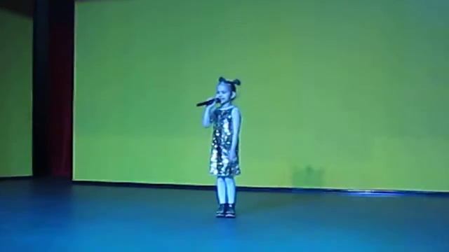 Я танцую. Алина поет на "Зажги звезду" смотреть онлайн