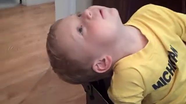 Yuri Kuper did a pooper! смотреть онлайн