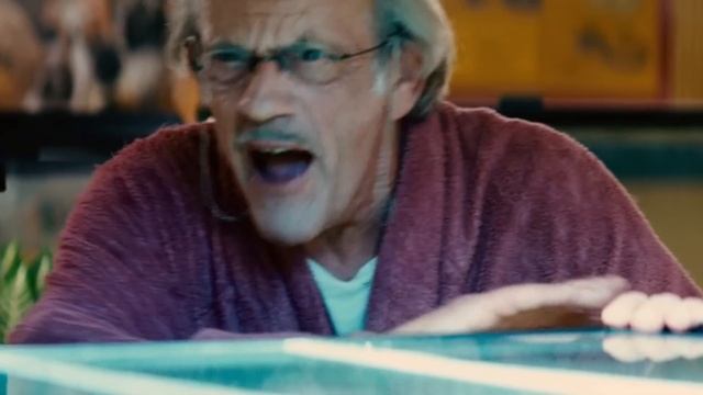 [ТРЕШ ОБЗОР] фильма ПИРАНЬИ 3D (Кровавый перекус на озере) смотреть онлайн